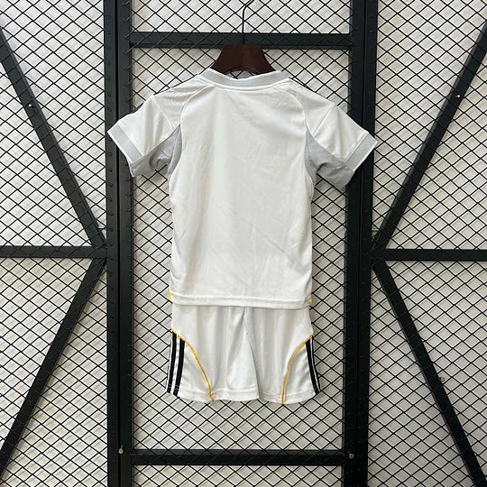 2025/2026 Real Madrid Home Football Shirt Kids Size